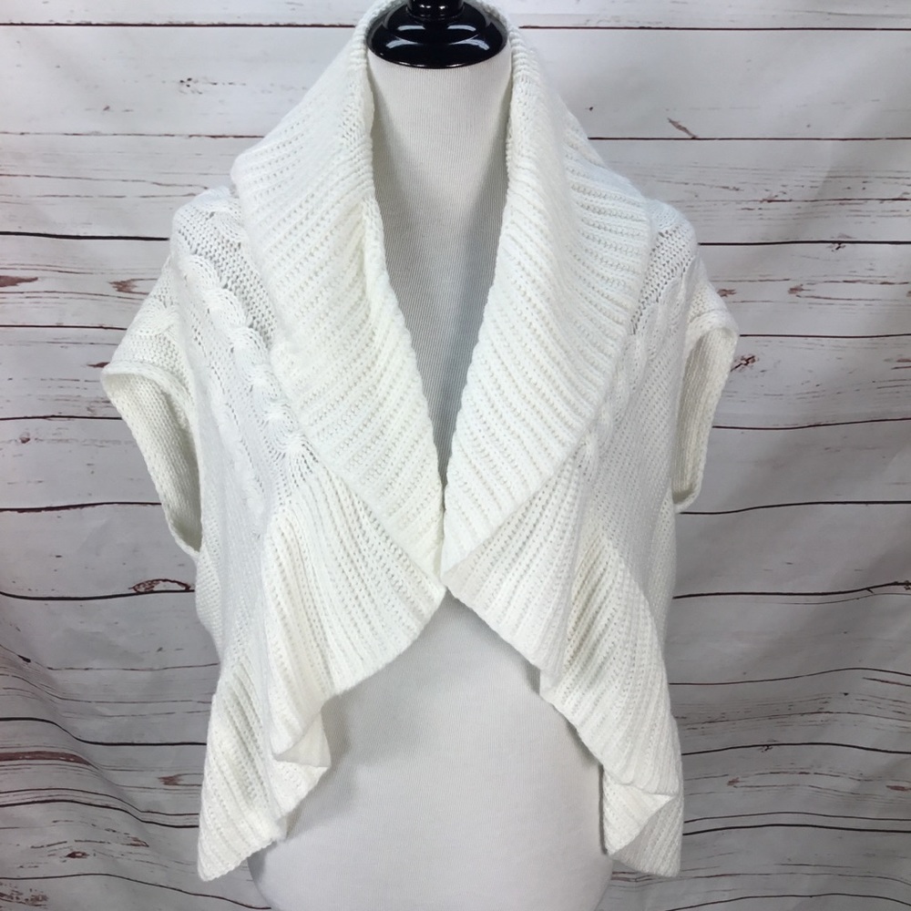 Ann Taylor Loft Ivory Sweater Shrug Size‎ M/L